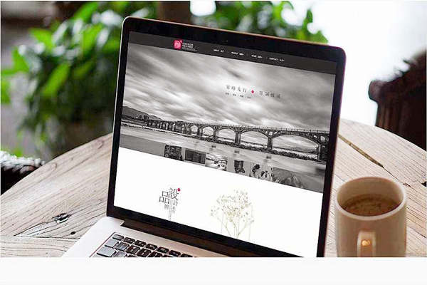 網(wǎng)站建設(shè)的不同布局分析