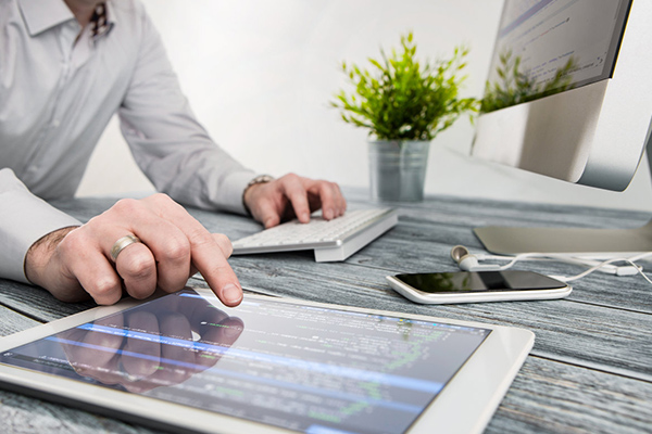 旅游類網(wǎng)站應(yīng)該如何制作？